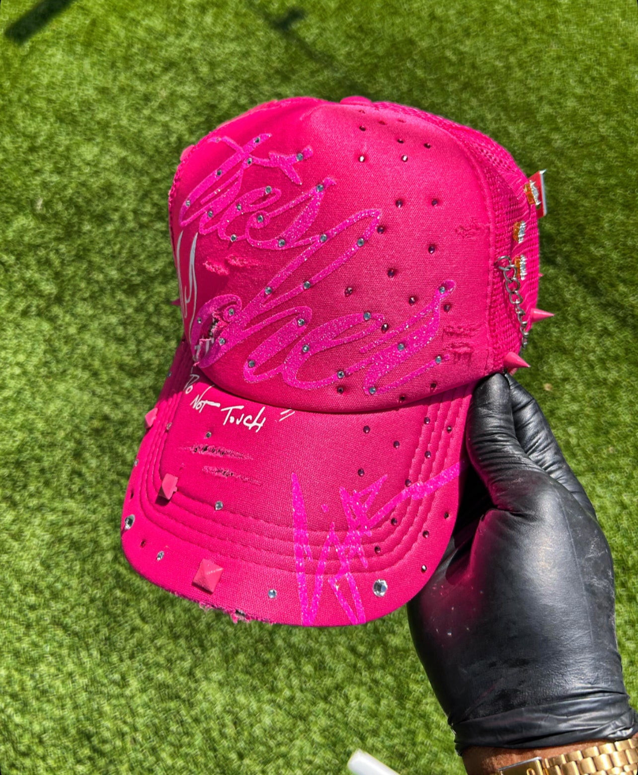 Très Chèr (Trucker Hat)