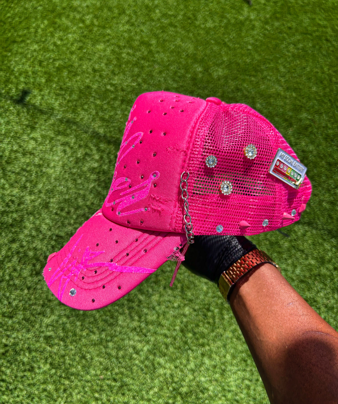 Très Chèr (Trucker Hat)