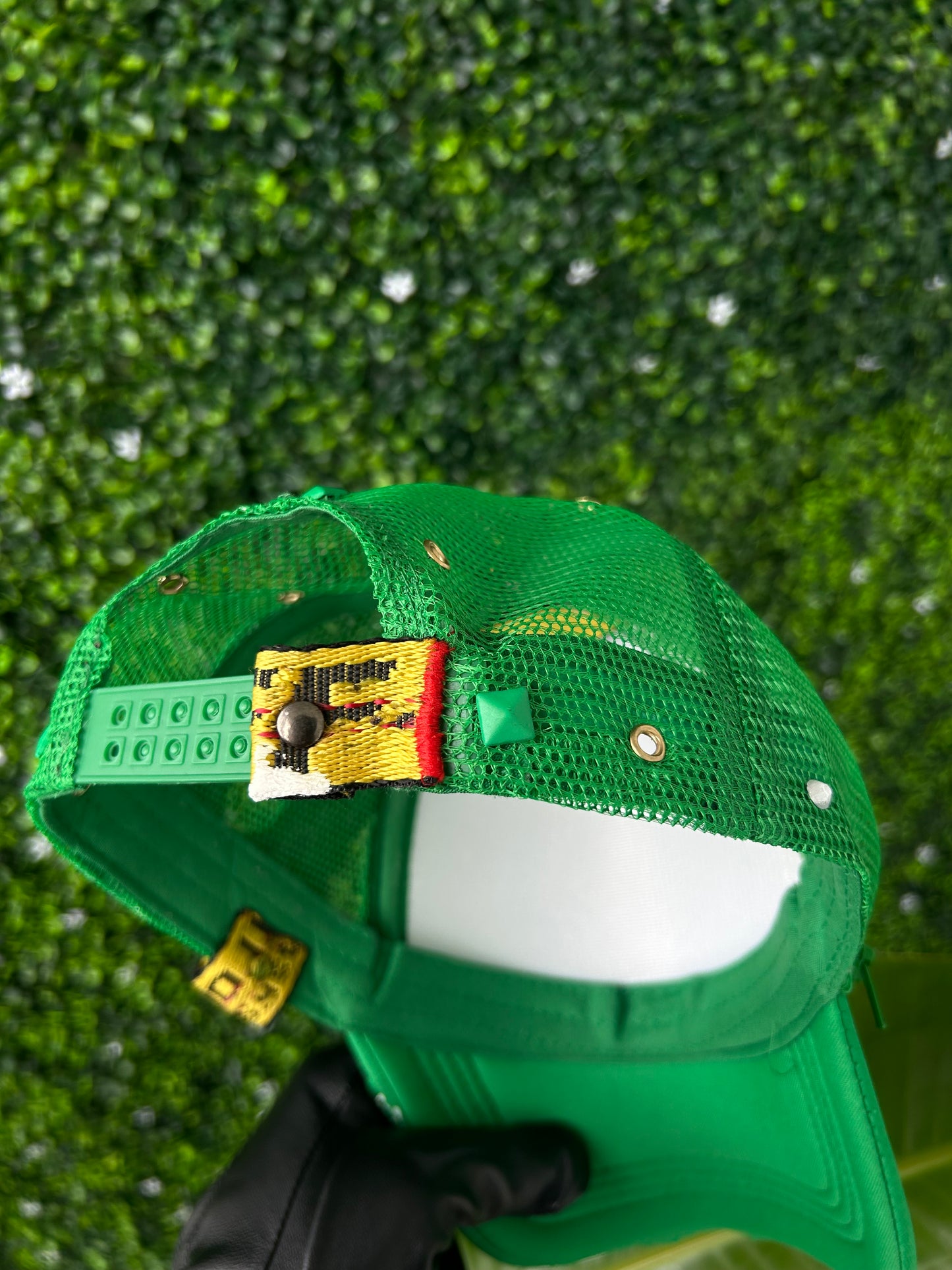"RICH" (Trucker Hat)