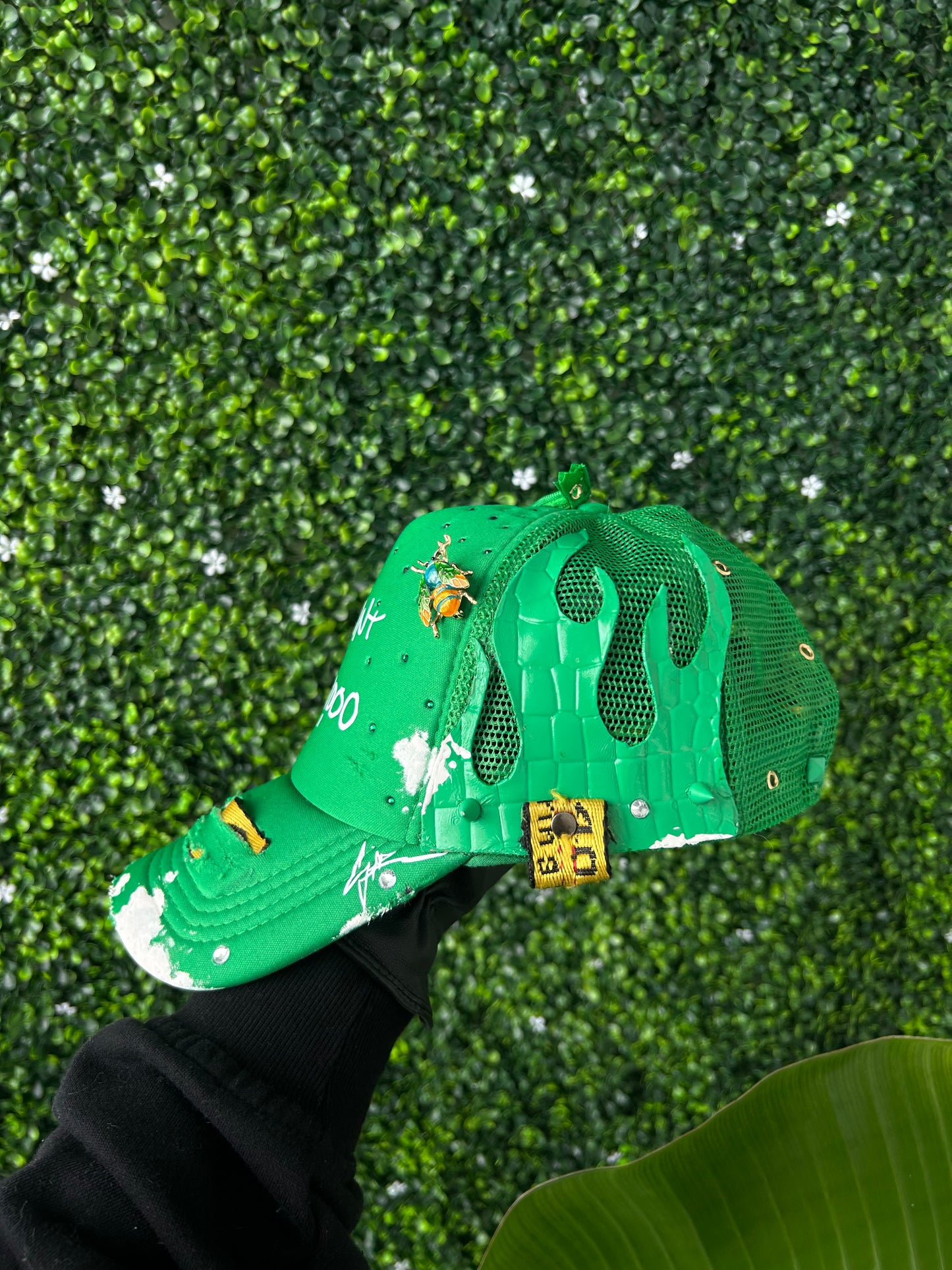 "RICH" (Trucker Hat)