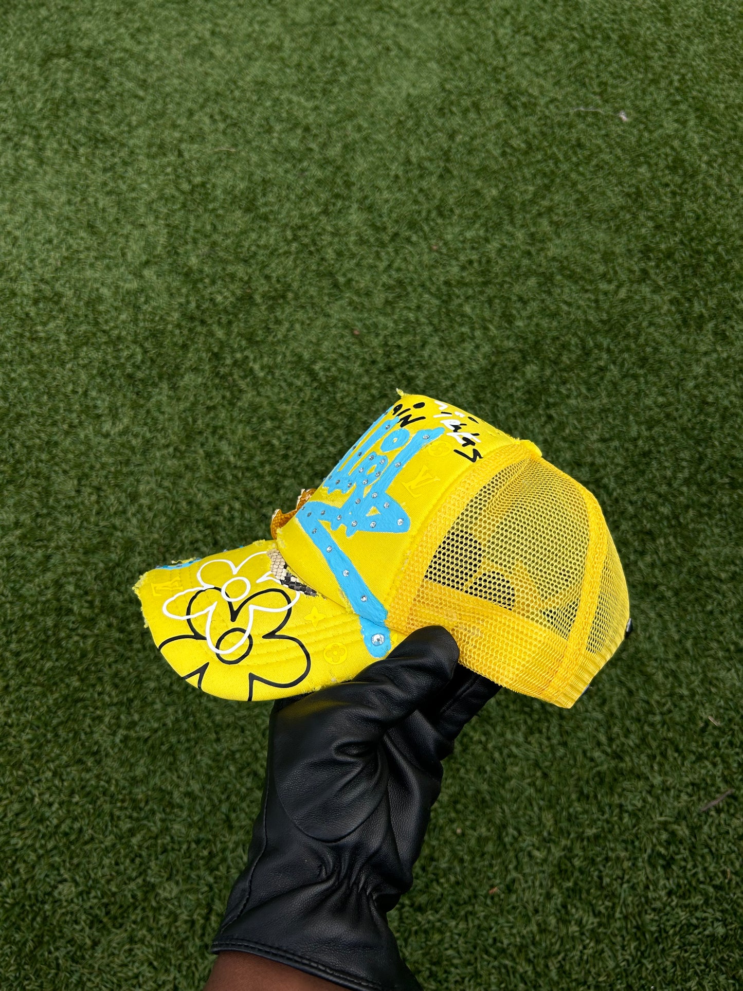 "Millionz" (trucker hat)