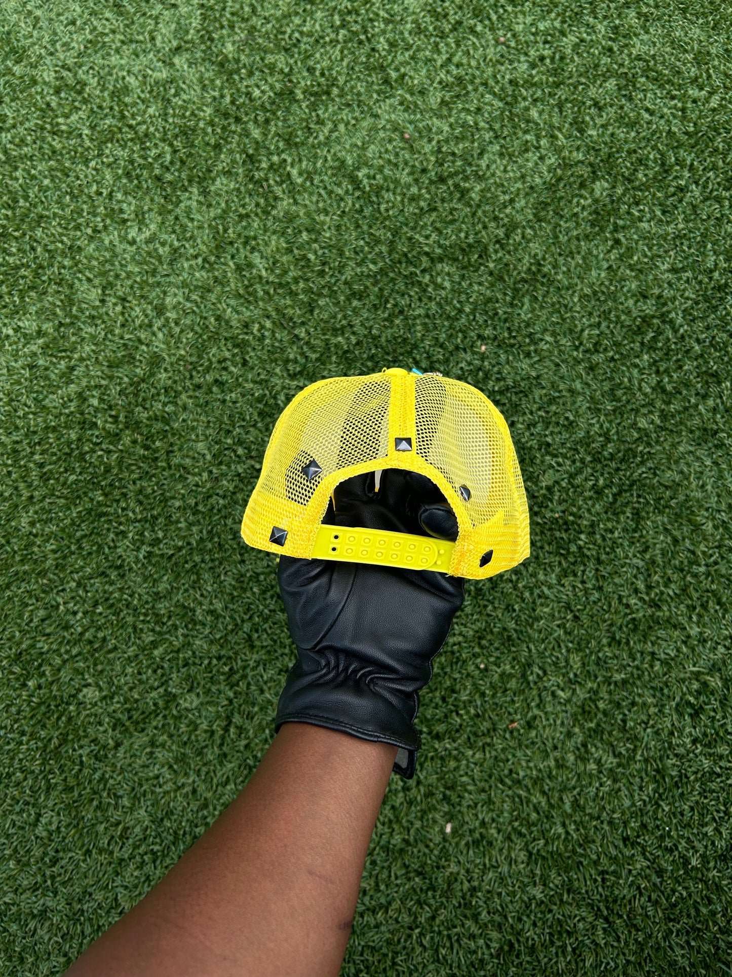 "Millionz" (trucker hat)